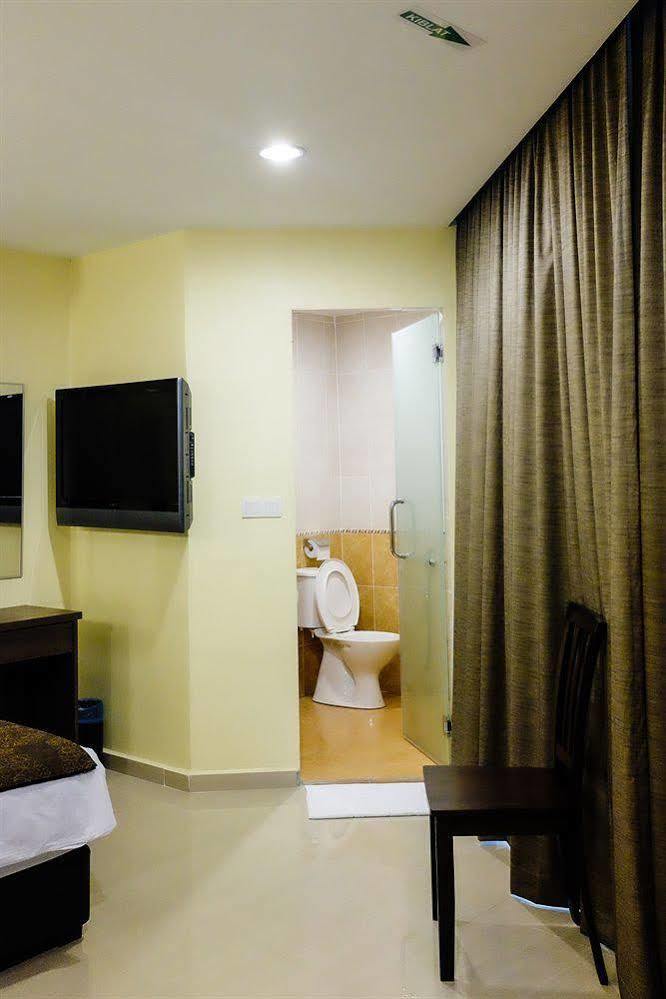Hotel Safari Two Куала-Лумпур Экстерьер фото